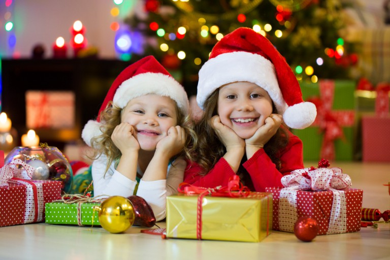 How to Photograph Christmas Lights