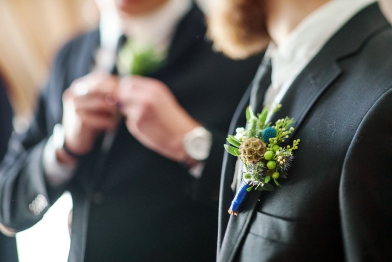 The Essential Guide to Posing the Groom